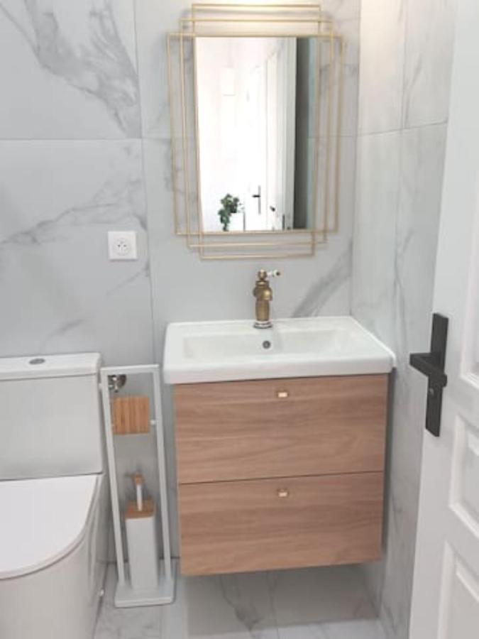 Apartment #seasons. 2' From Av Champagne. Design Cocoonig. New *